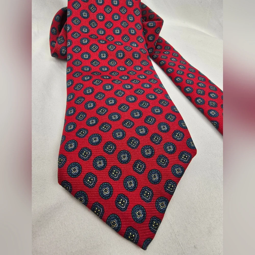Robert Talbott for Jarrods Hand Sewn Finest Silk Preppy Geometric Neck Tie